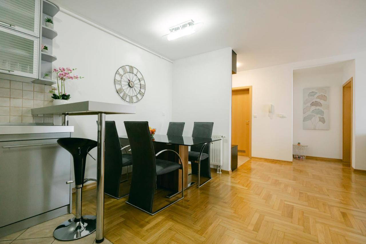 Ladenta Apartman*** Zagreb Exterior photo